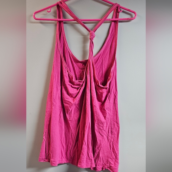 Old navy tank - Picture 2 of 3